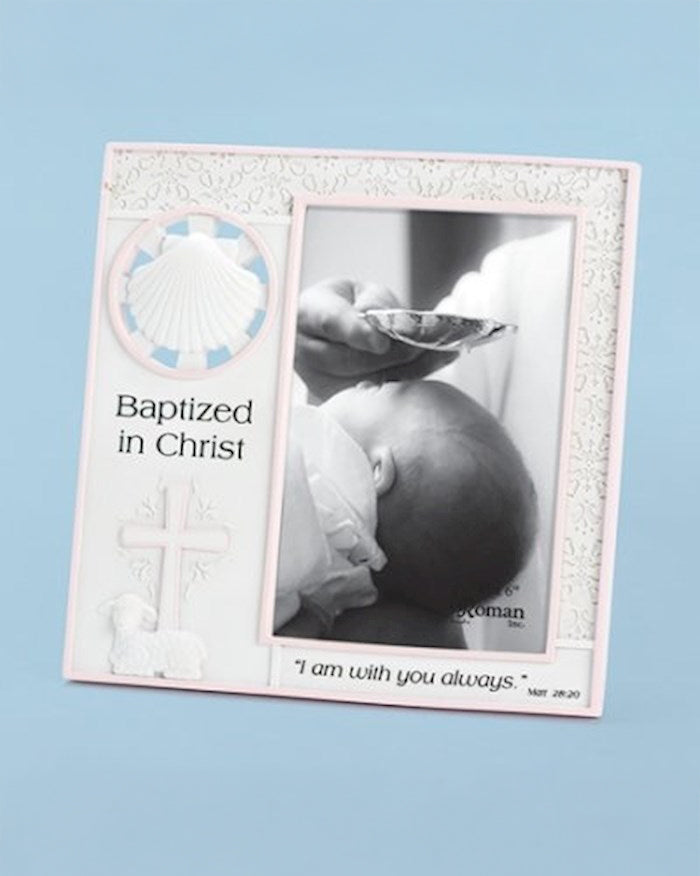 Marco de fotos rosa "Bautizado en Cristo" 7x7"