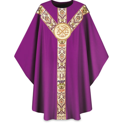 Chasuble gothique Slabbinck en tissu dupion avec emblème brodé à la main, violet