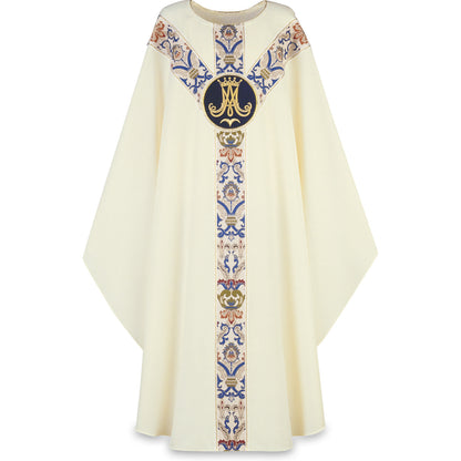 Chasuble Gothique Slabbinck en Tissu Dupion avec Emblème Brodé à la Main, Blanc