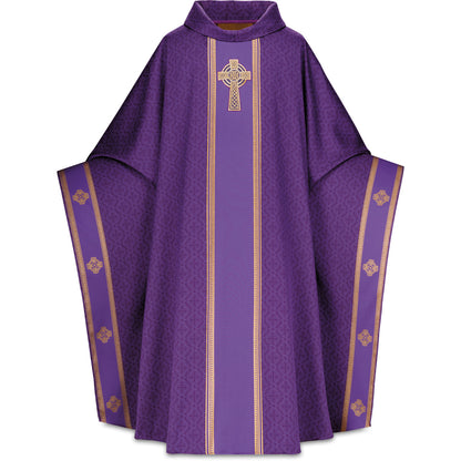 Chasuble monastique Slabbinck en tissu celtique avec croix brodée à la main et col roulé