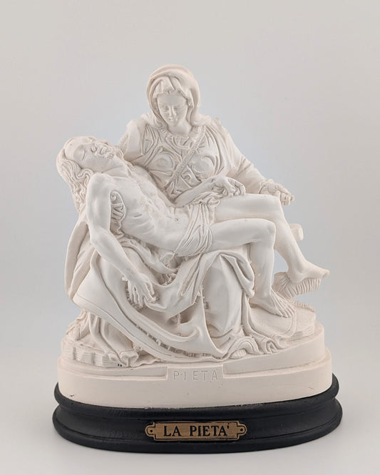 Statue La Pietà 7"