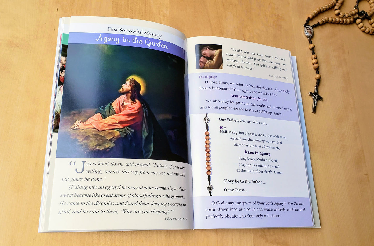 A Booklet to Pray the Rosary  -By Amy Law