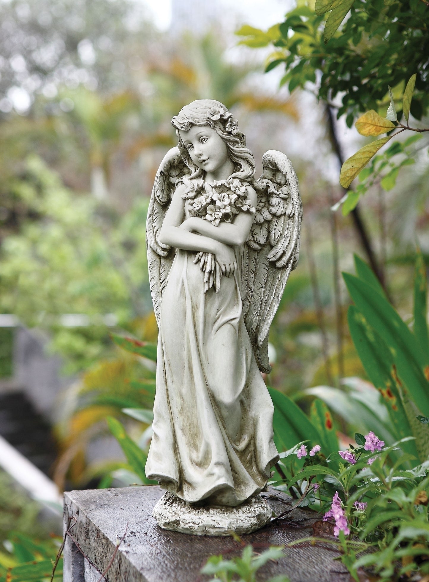Statue - Angel Flowers in Arms Statue  19"